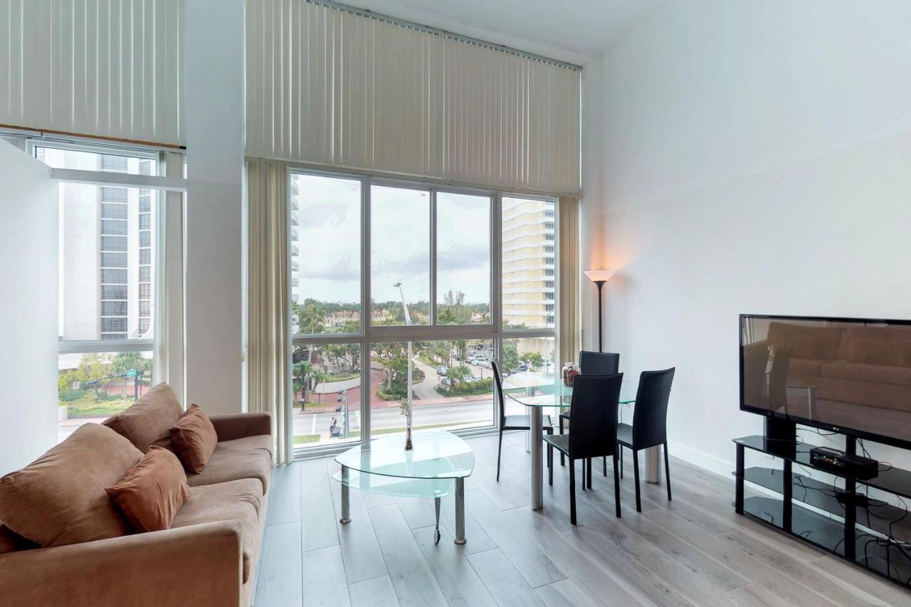 Castle Beach: Rumba Suite Miami Beach Eksteriør billede