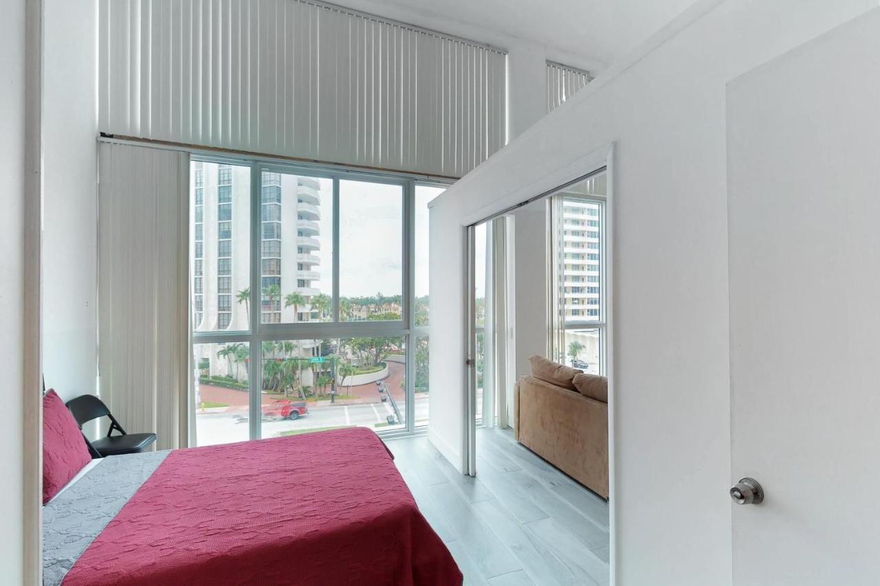 Castle Beach: Rumba Suite Miami Beach Eksteriør billede