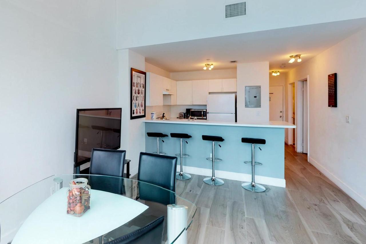 Castle Beach: Rumba Suite Miami Beach Eksteriør billede