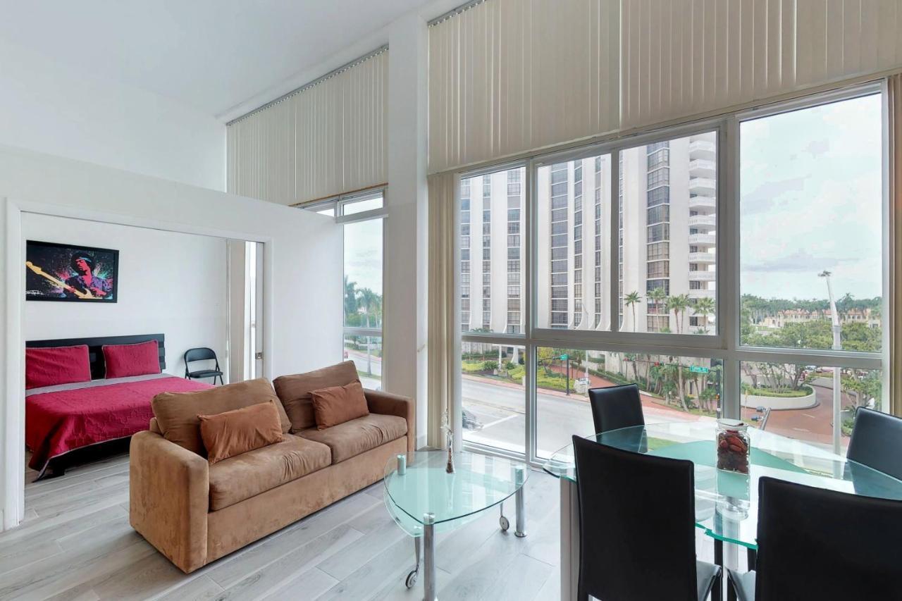 Castle Beach: Rumba Suite Miami Beach Eksteriør billede