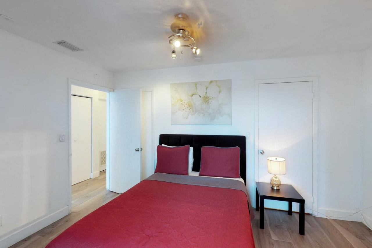 Castle Beach: Rumba Suite Miami Beach Eksteriør billede
